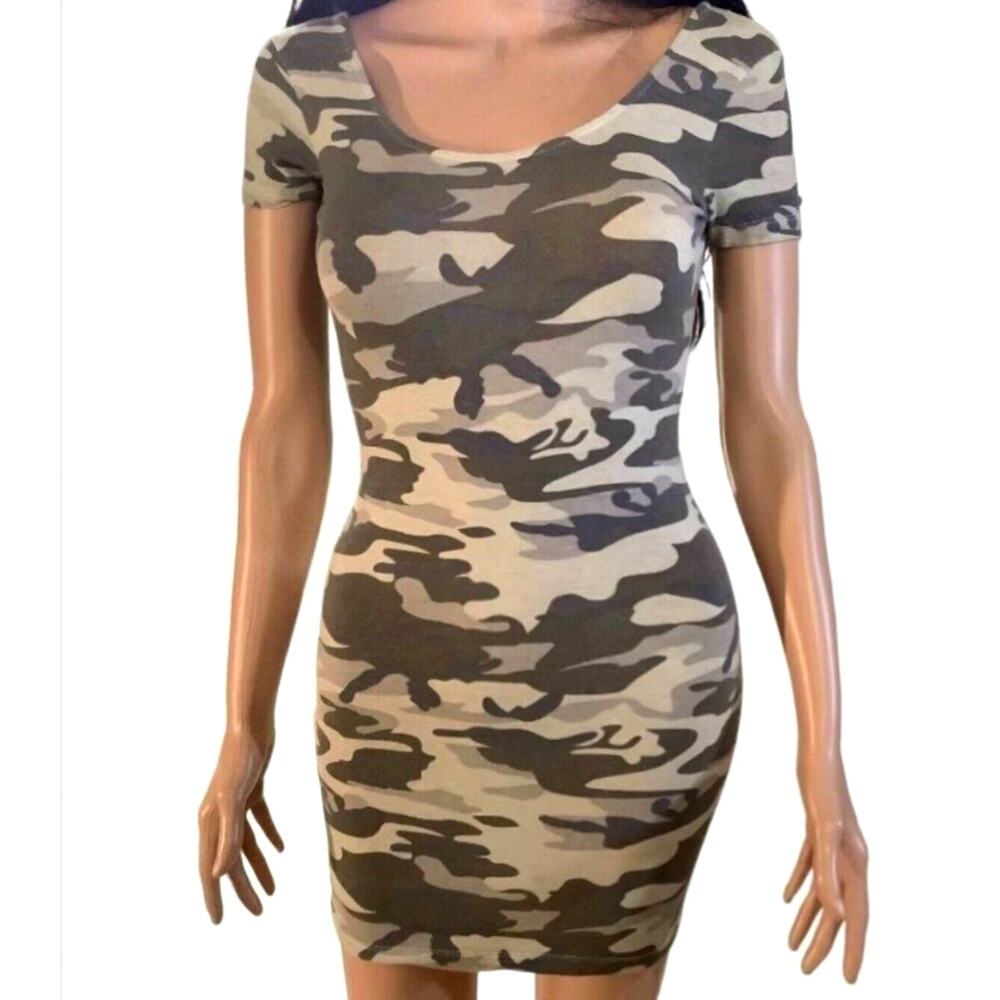 NWT Love Change Italy Camo Bodycon Dress Short Sleeve Deep Low U Back Stretch S
